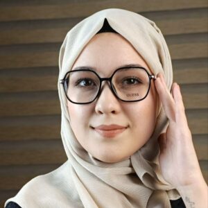 عینک طبی زنانه برند گس کد 322